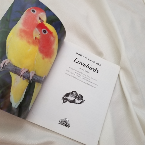 Other - 🐦Lovebird Book💙